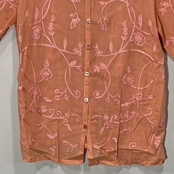 Pursuits Ltd. Peach Color Button Down Top. Size Medium. - Picture 3 of 5